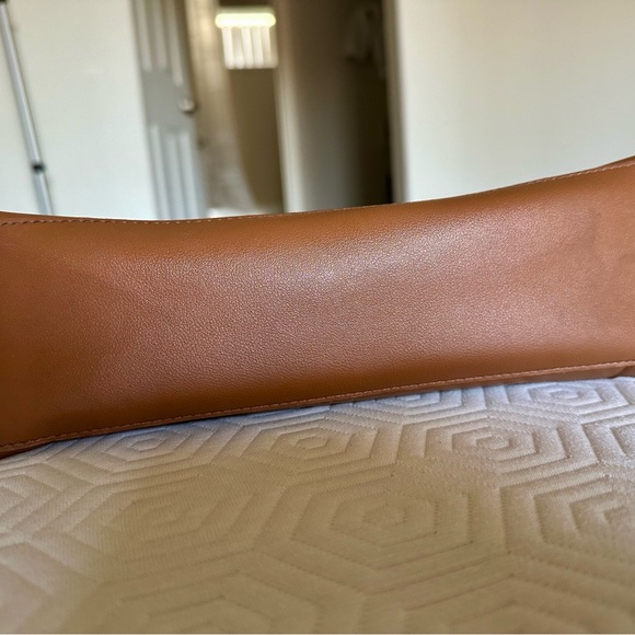 HENNY+LEV  / VEGAN LEATHER TOTE / COGNAC - Picture 7 of 8